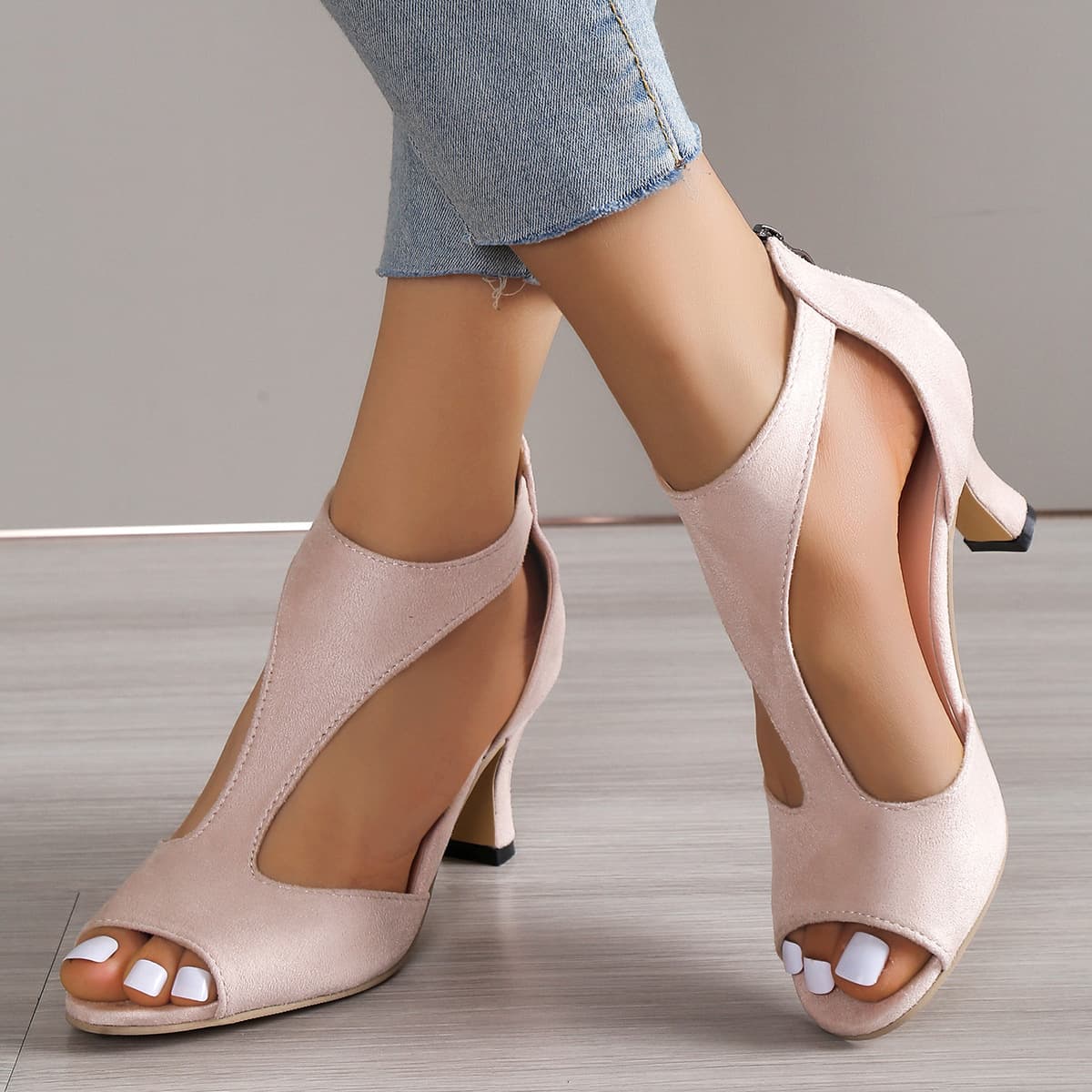 European and American Simple Fashion Back Zipper Block Heel Peep Toe Shoes Women Summer Export Large Size Side Cutout Thin Heel Roman Sandals Wholesale