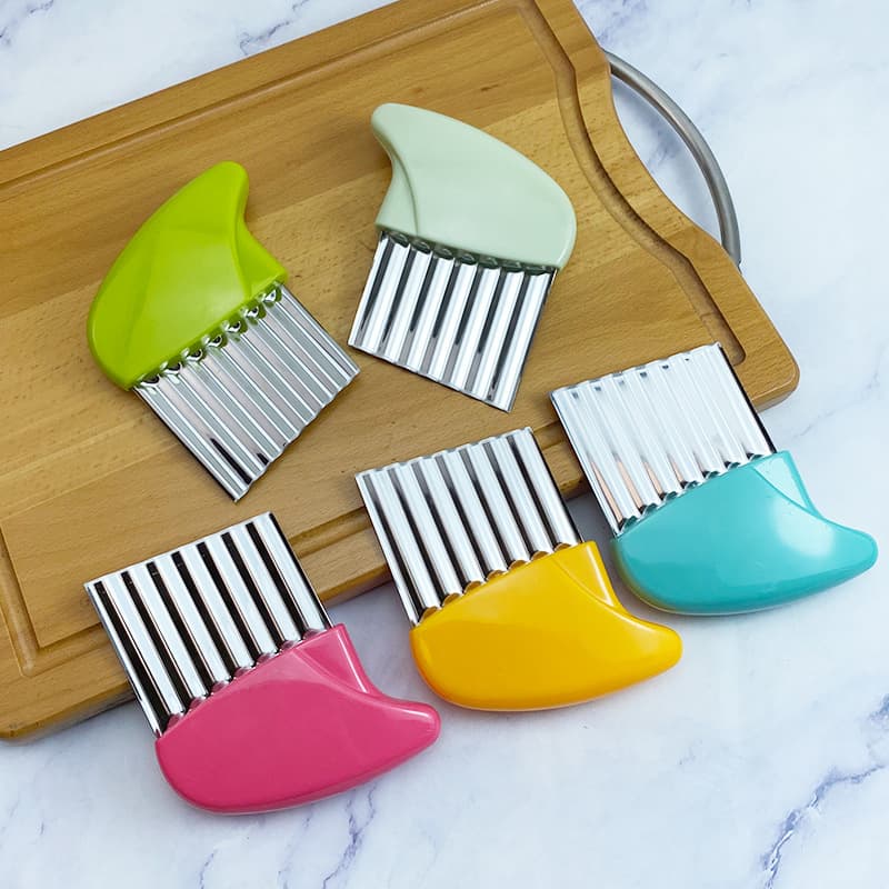Factory direct supply stainless steel corrugated potato cutter potato slicer French fries cutter kitchen tool potato slicer