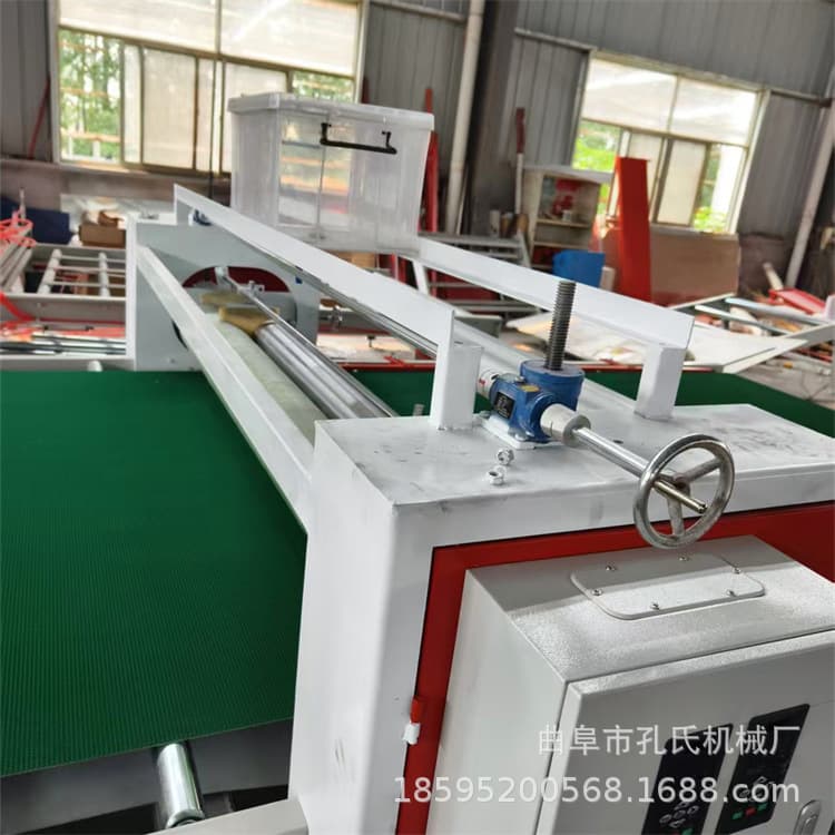 Latex Pillow Silicone Mattress Gluing Machine, Extrusion and Penetration Sponge Gluing Machine, Density Board White Latex Gluing Machine