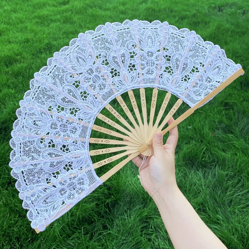 Lolita Lace Fan DIY White Bamboo Fan Photo Cheongsam Performance Catwalk Prop Folding Fan Women Vintage European Style Fan
