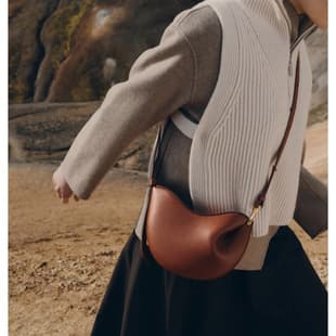 Polene 2026 New Pea Bag Women's Cowhide Leather Fashionable Crossbody Shoulder Bag Crescent Bag