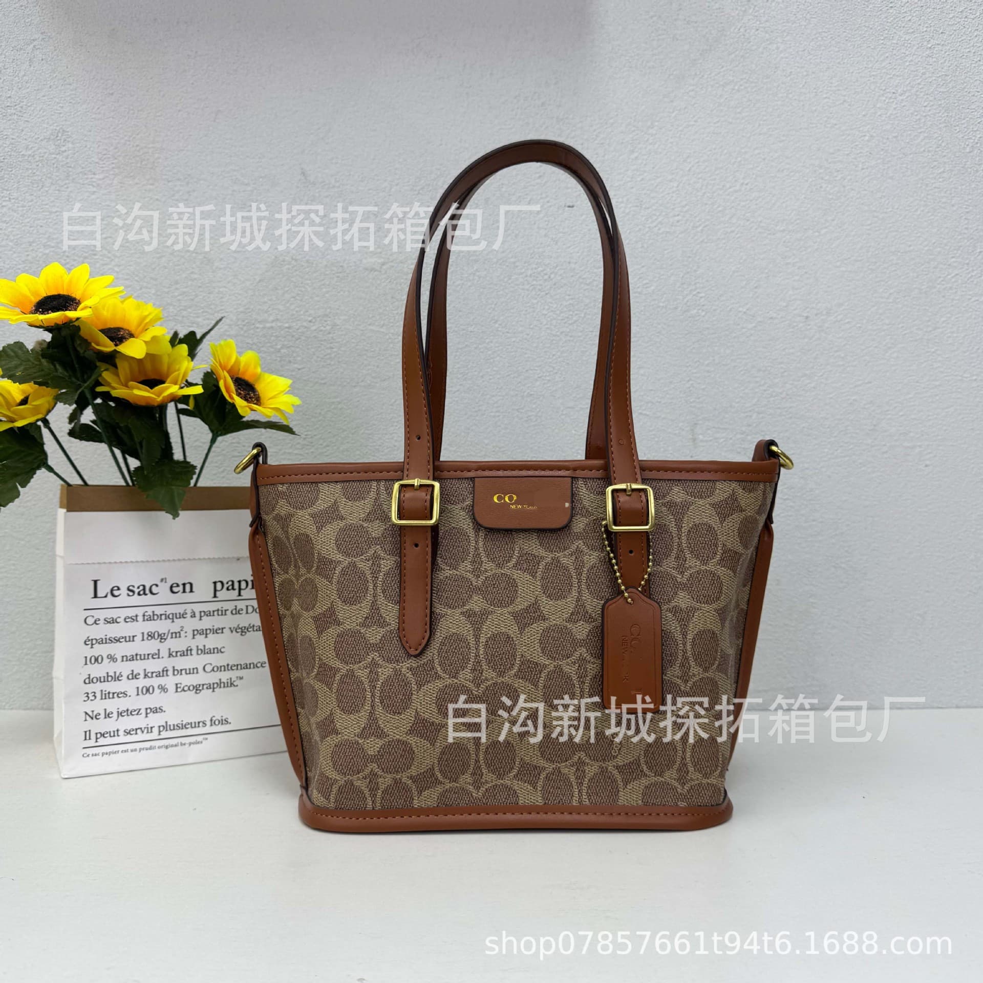 Coach 2026 New Tote Bag Vintage Handheld Shopping Bag Shoulder Crossbody Women's Bag