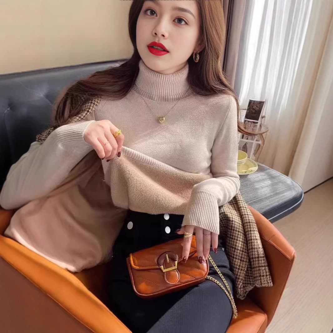Turtleneck plus velvet sweater women's thickened one-piece velvet loose outer wear 2025 autumn and winter new warm knitted bottoming sweater