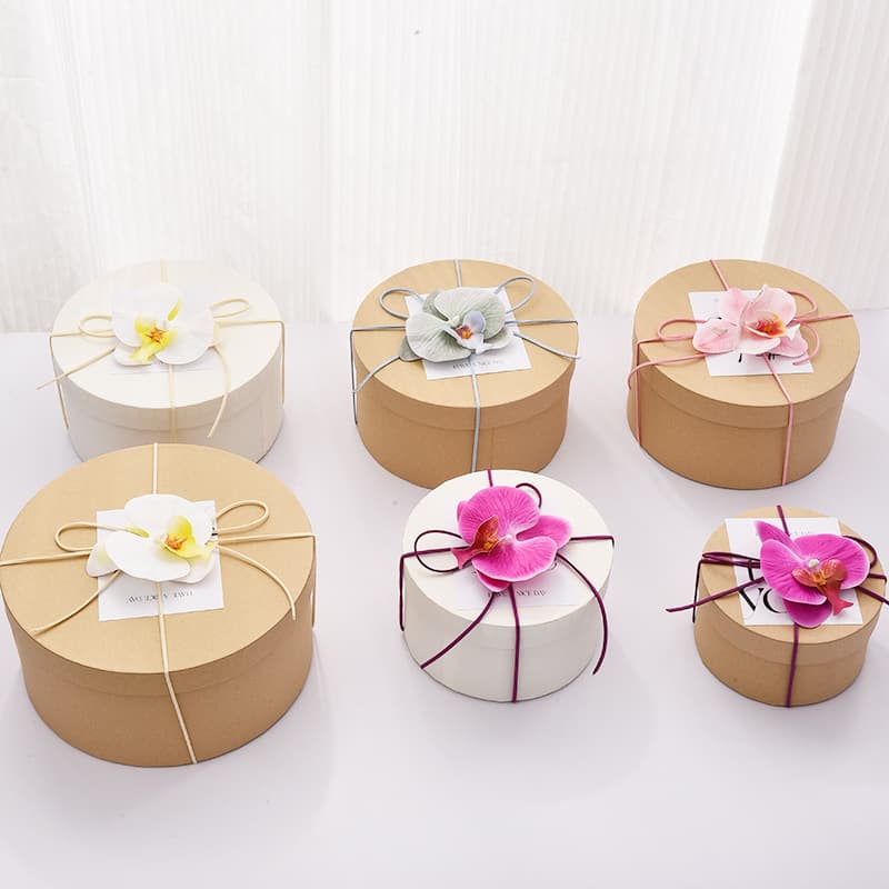 Premium Brown Kraft Paper Round Baking Gift Box DIY Bridesmaid Handmade Birthday Packaging Box for Cakes, Pastries, and Confection