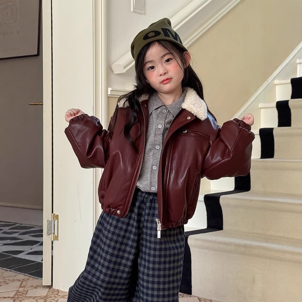 Children's lambskin leather jacket, 2025 winter new Korean style girls' retro lapel leather jacket zip-up top