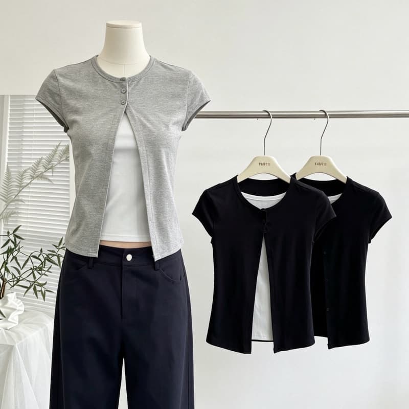 Nuo Chu Call a Day Black-White/Blue-Gray Round Neck Faux Layered Cardigan T-Shirt for Women Contrast Color Short Sleeve Top