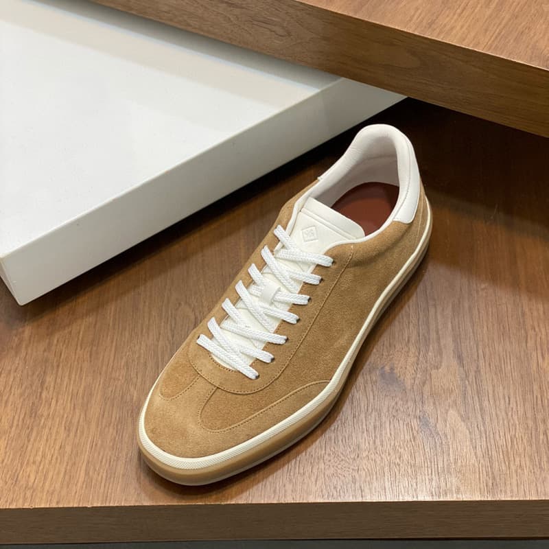 Classic Casual Sport Board Shoes for Men and Women, British Simple Style Dequn White Shoes, Flat Heel, Breathable Cement Sole