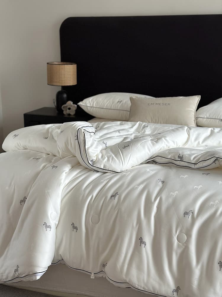 60S Long-Staple Cotton Jacquard Warm Spring/Autumn Quilt, Four-Season Extra Thick Winter Dual-Layer Quilt Core
