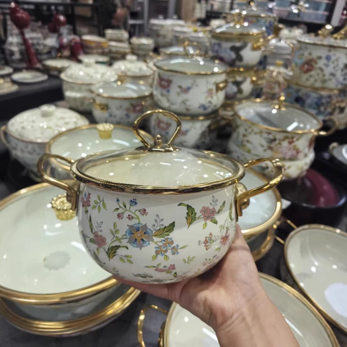 Factory-produced enamel pot, stew pot, soup pot, braising pot, double-layer steamer, induction cooker pot, enamel cookware, for export household use