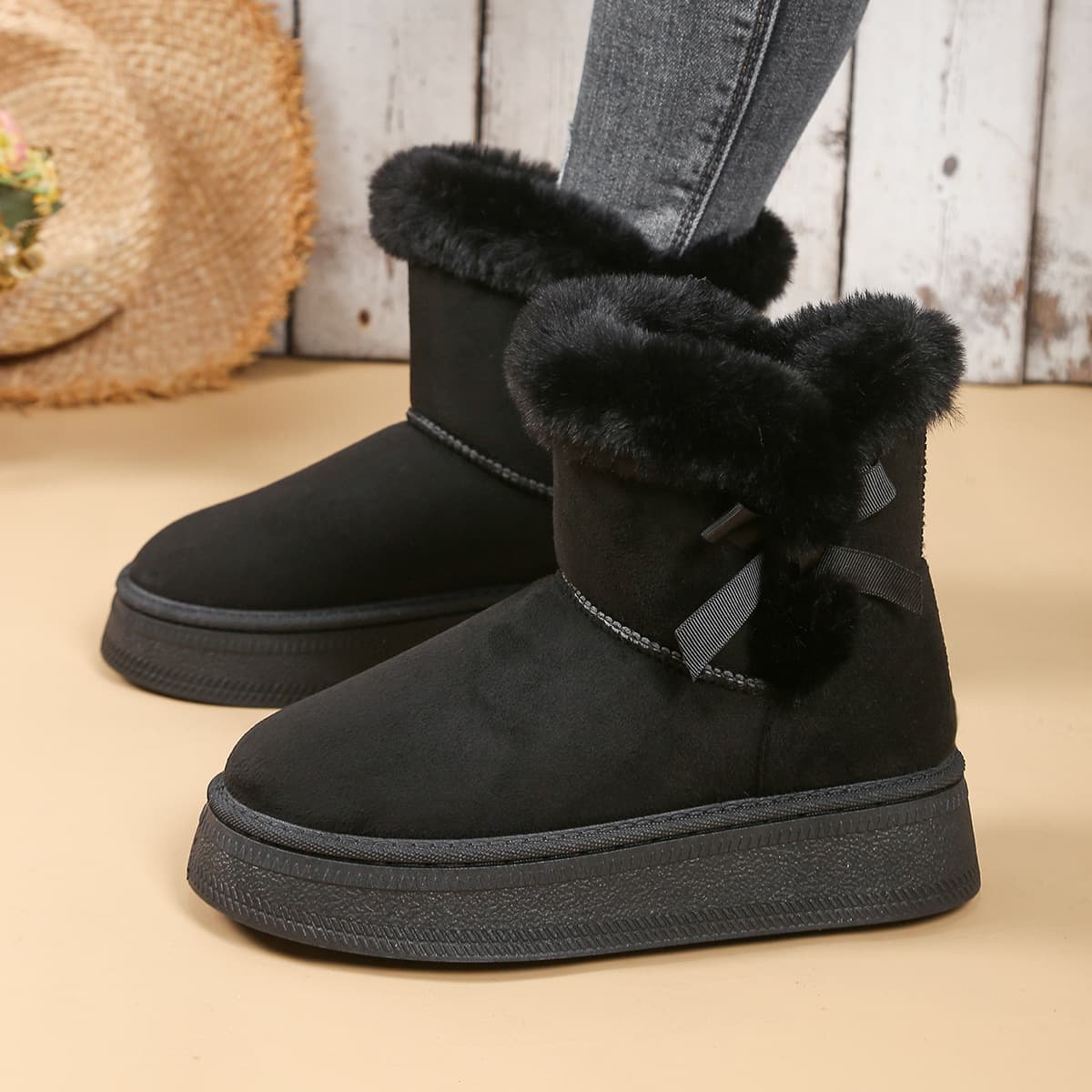 Large Size Snow Boots for Women, Sheepskin Lined 2026 Winter New Style Casual Fur Collar Warm Outdoor Thick Sole Cotton Boots Butterfly