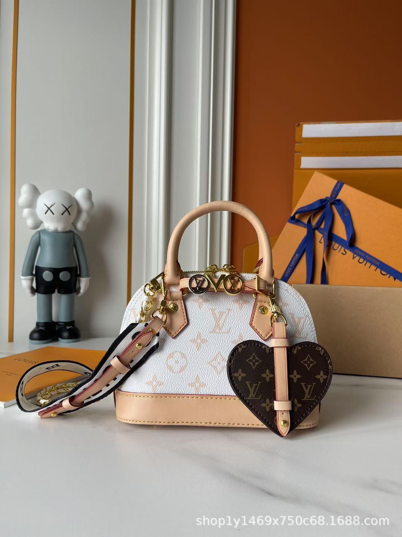 2026 New Style MLV Women's Shoulder Bag Crossbody Handbag Tote Shopping Bag Baguette Croissant Car Bag