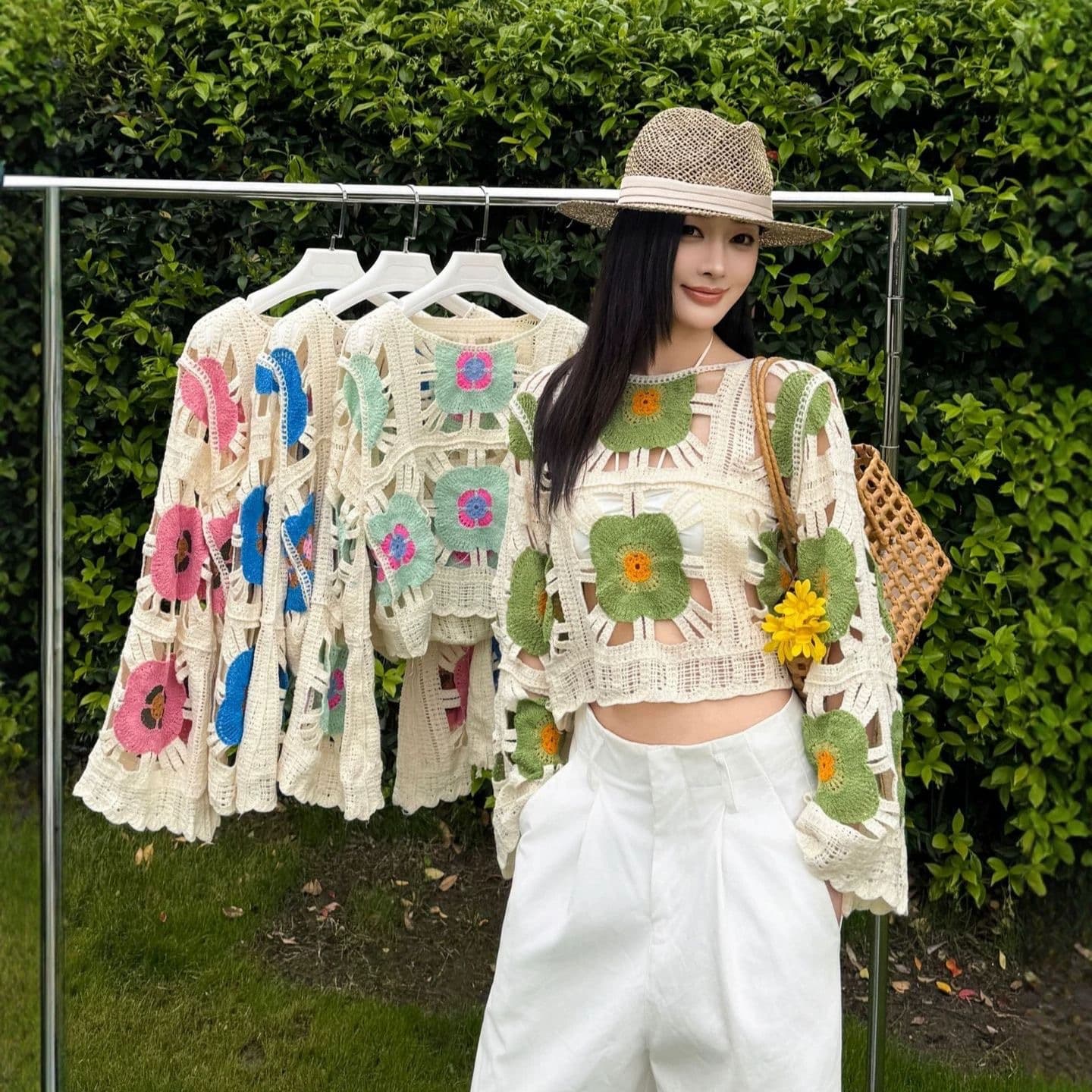 Beach Vacation Style Crochet Hollow Flower Long-Sleeve Knit Top for Women, Spring/Summer Niche Design Trendy Loose Fit