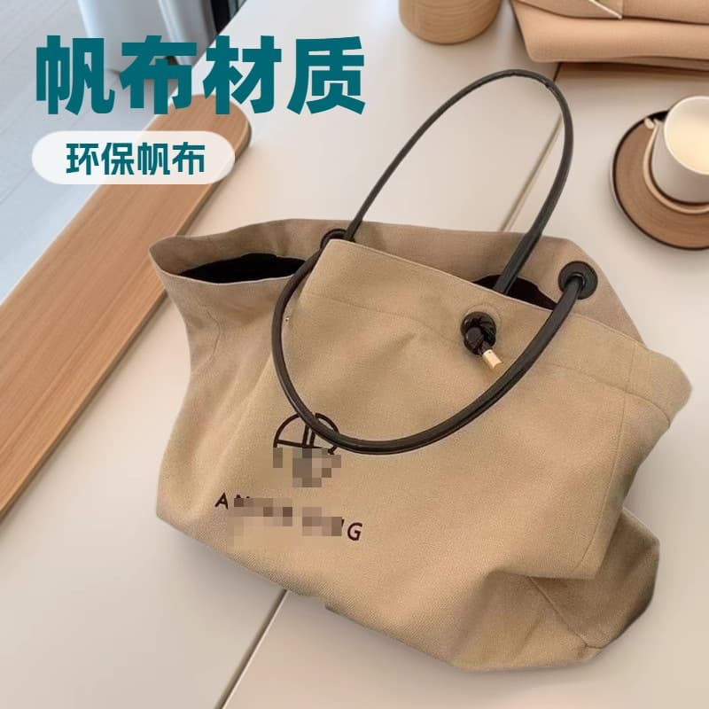 Large Capacity Tote Bag High-End Fashion Canvas Tote Bag Large Capacity Daily Vacation Handbag