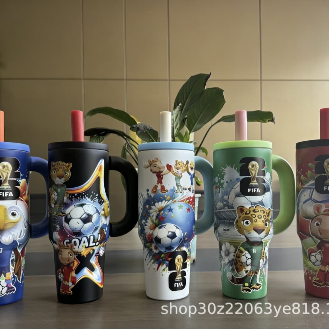 New World Cup 40oz Dopamine High Appearance Car Cup Large Capacity Insulated Cup Fashion Ice Boss Cup Thermal Water Bottle