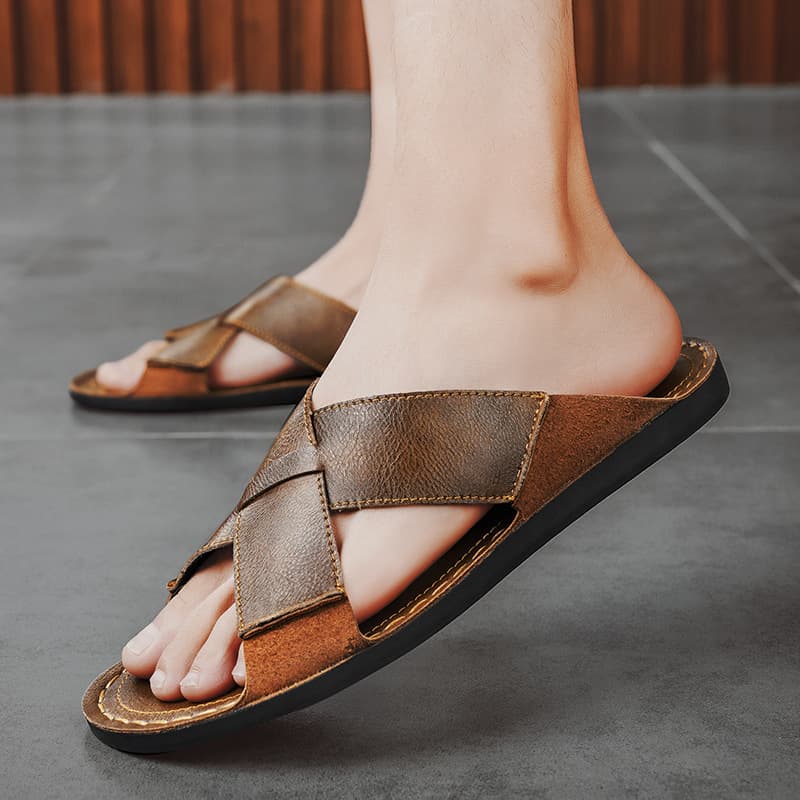 2026 Cross-Border Amazon Slippers Summer Size 48 Large Size Driving Slippers, High-End Business Men's Soft Sole Summer Shoes