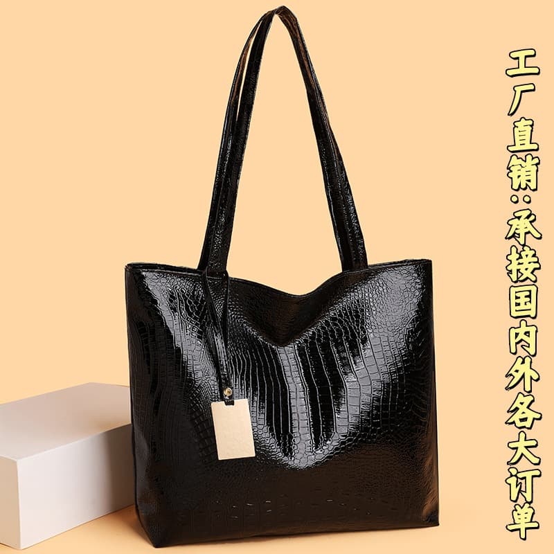 Large Capacity Tote Bag for Women, Premium Crocodile Texture, Vintage Handbag Shoulder Bag Underarm Bag