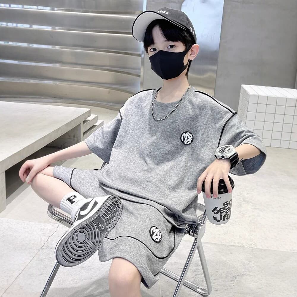 Spot boys' sports suits, short-sleeved shorts, two-piece sets, medium and large children's trendy casual suits, boys' suits and children's suits