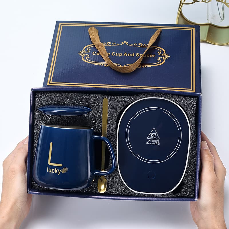 Creative Personalized Ceramic Mug with Lid and Spoon, Trendy Couple Water Cup, Home Coffee Cup, Tea Cup for Men and Women