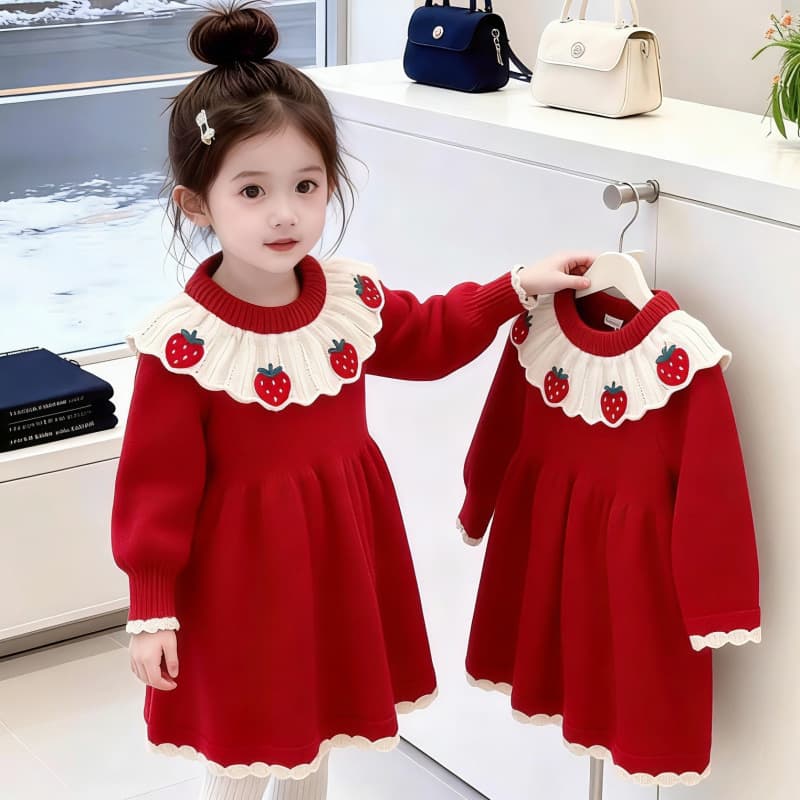 Kids Sweater Dress for Girls Autumn Winter New Style Strawberry Knit Princess Dress Korean Fashionable Knitwear