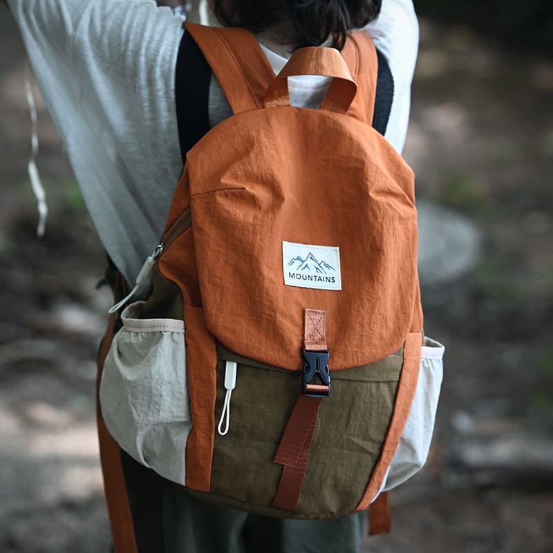 New Foreign Trade Children's Kindergarten Outdoor Backpack for Boys and Girls, Lightweight Travel Double-Shoulder School Bag
