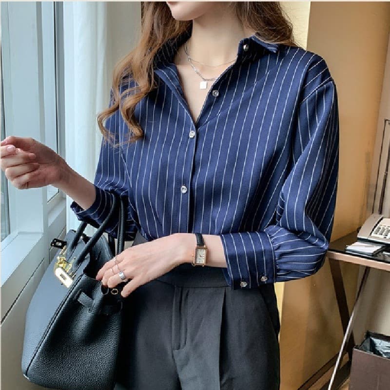 Spring Women's Blouse Vintage Hong Kong Style White Striped Shirt Designed for Layering Light Mature Look