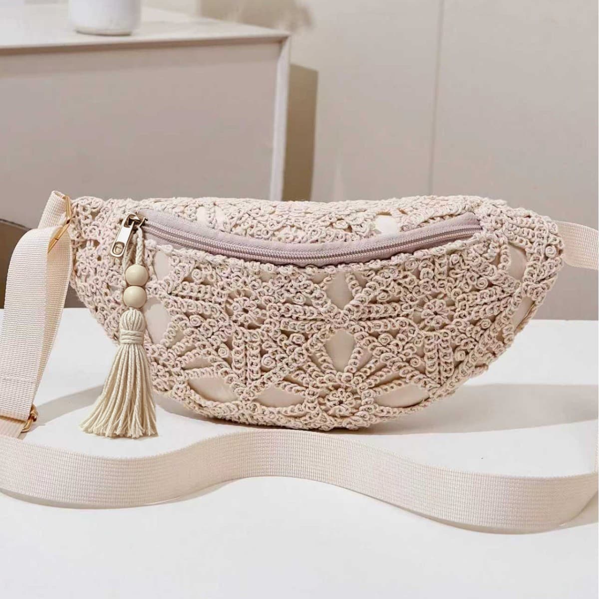 Vintage Hollow-Out Crochet Woven Waist Bag Women's Fringe Wooden Bead Decor Wide Strap Vacation Crossbody Chest Bag Versatile Small Bag