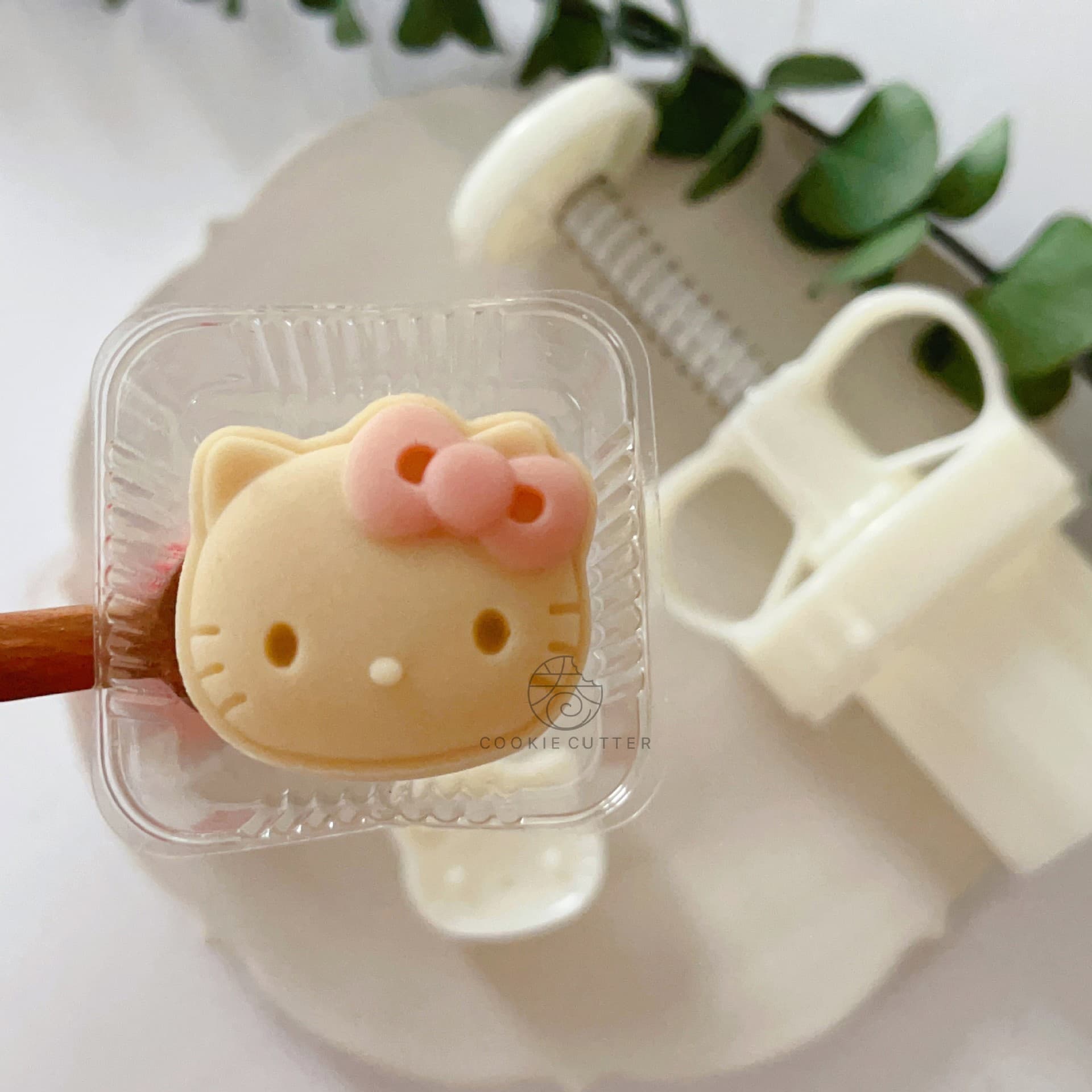 20g New Cute Cartoon Bow Kitten Mooncake Mold, Bear Head Design for Home DIY Parent-Child Baking
