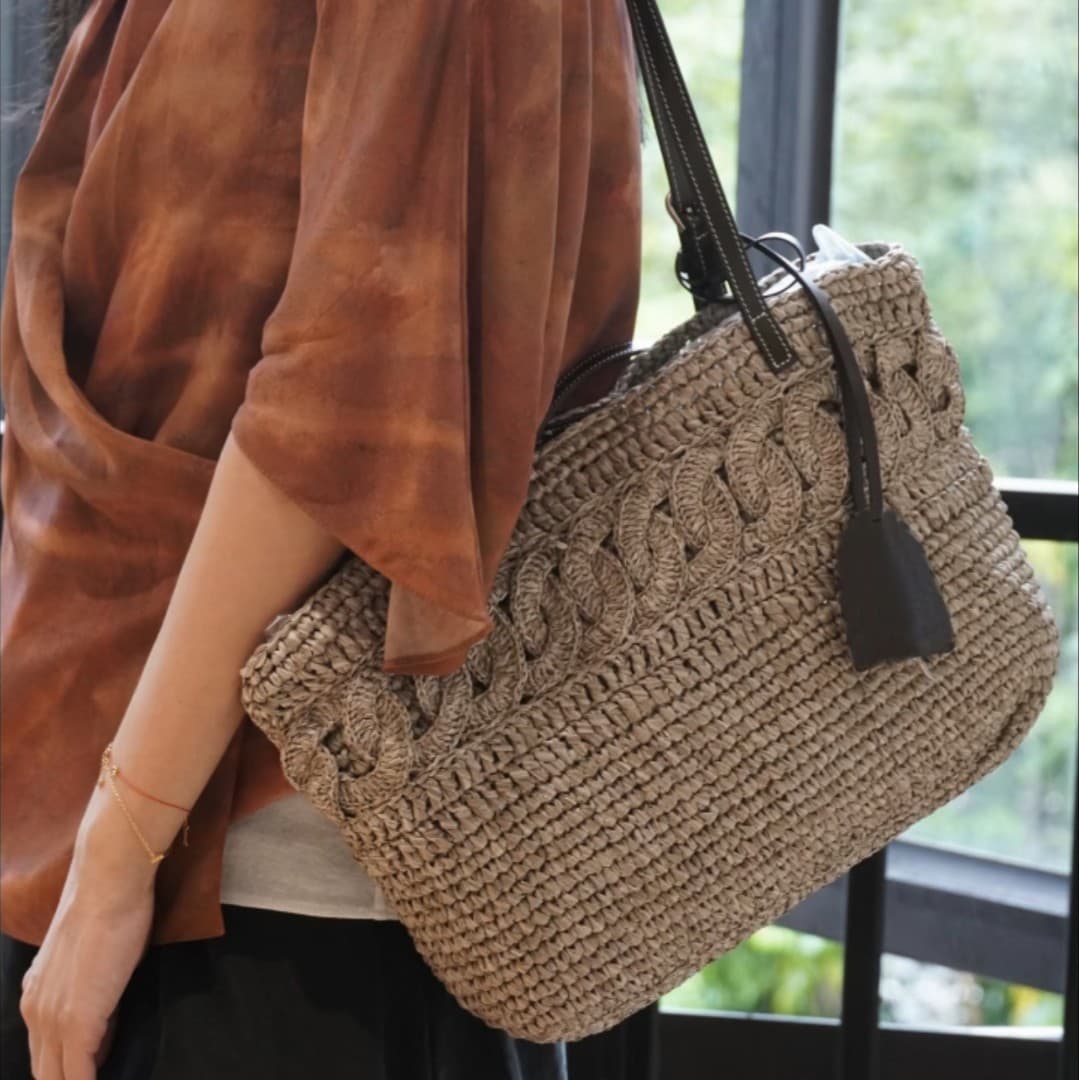 Niche Cross-Border Shoulder Straw Bag Fashionable Women's Bag Large Capacity Woven Tote Bag Handheld French Beach Bag