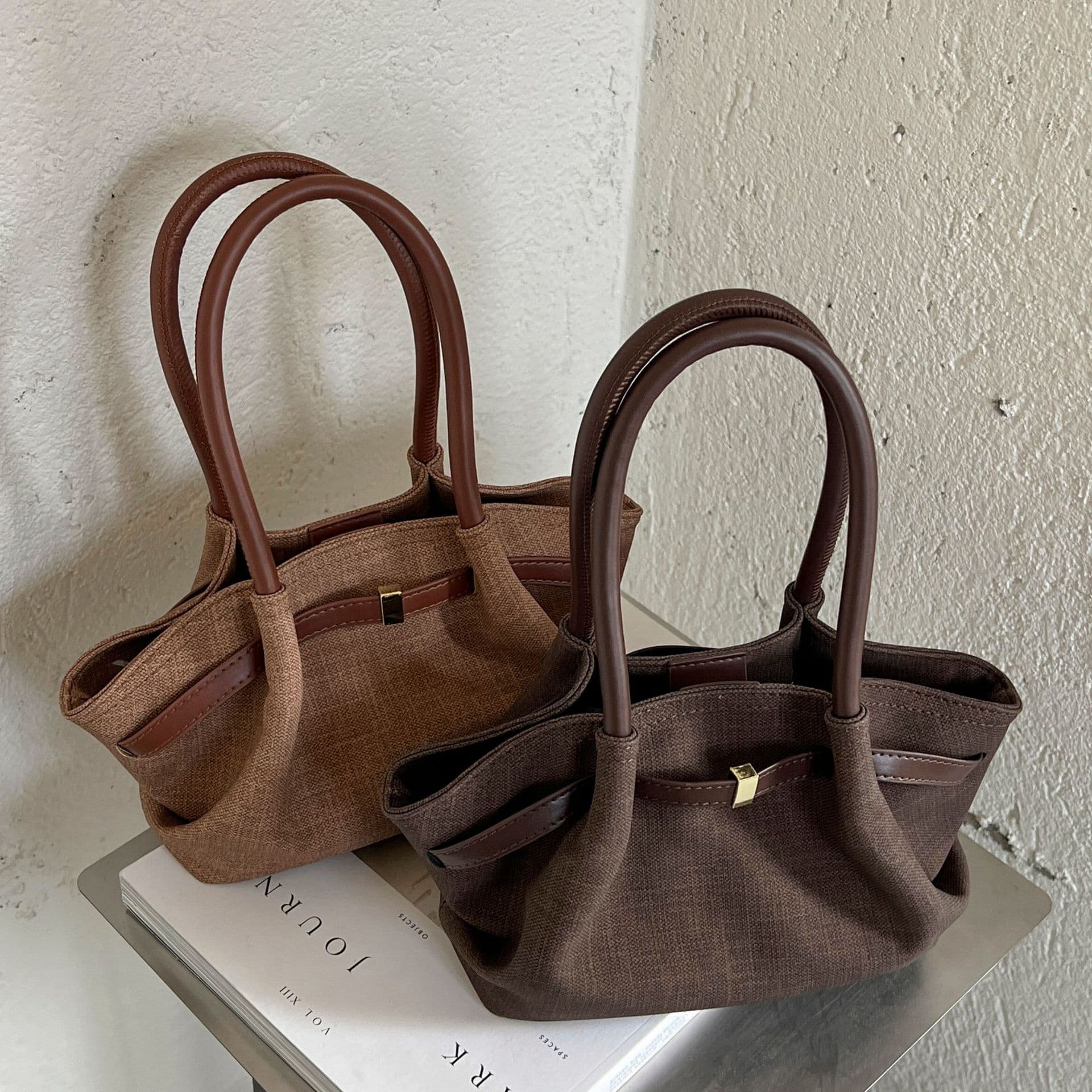 Premium Stylish Tote Bag for Women 2026 Fall Winter New Versatile Underarm Bag Commuter Shoulder Handbag