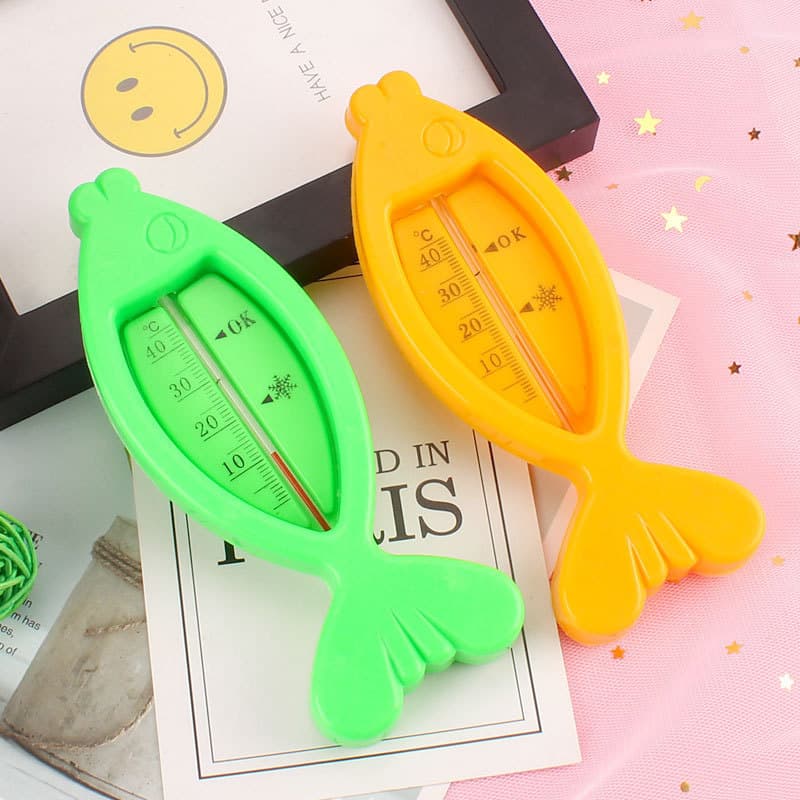 Baby bath thermometer, newborn baby bath thermometer, newborn and toddler water thermometer, fish-shaped water temperature card