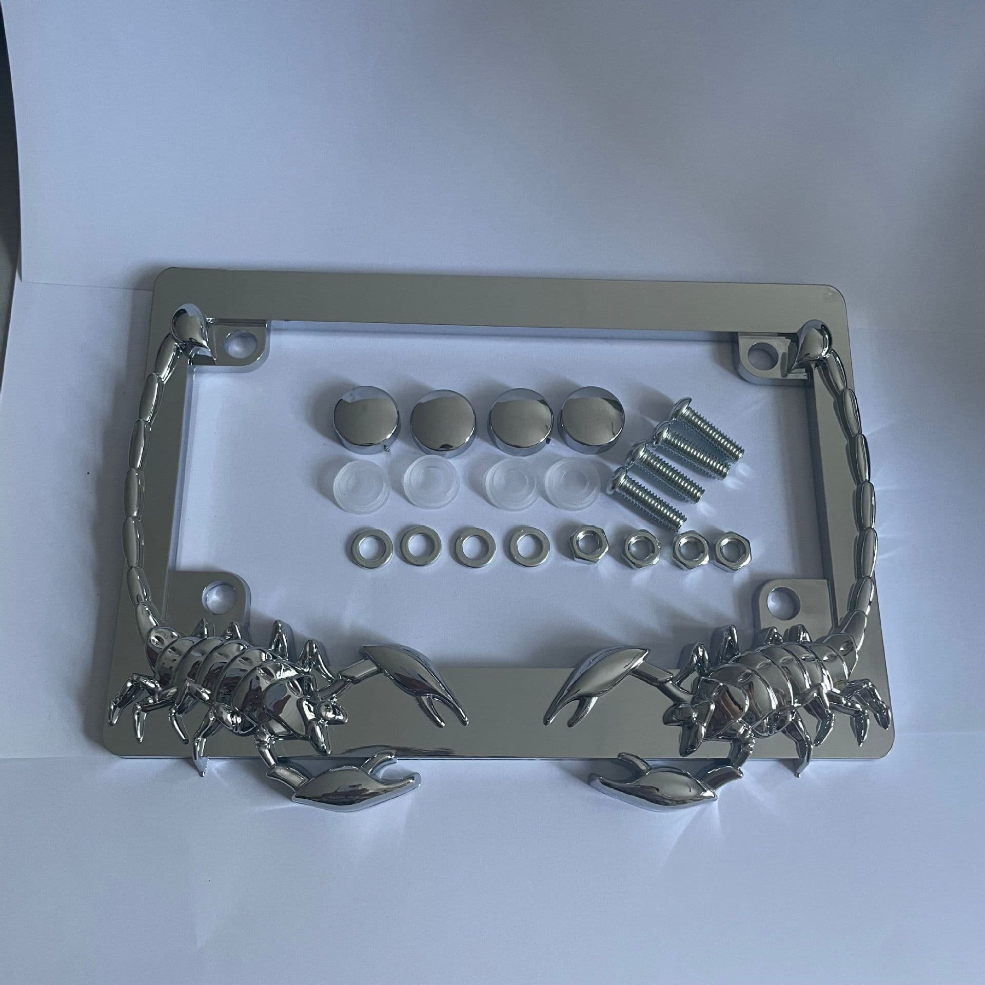 New Scorpion-Themed Motorcycle License Plate Frame, American Style Personalized ABS Chrome Plate
