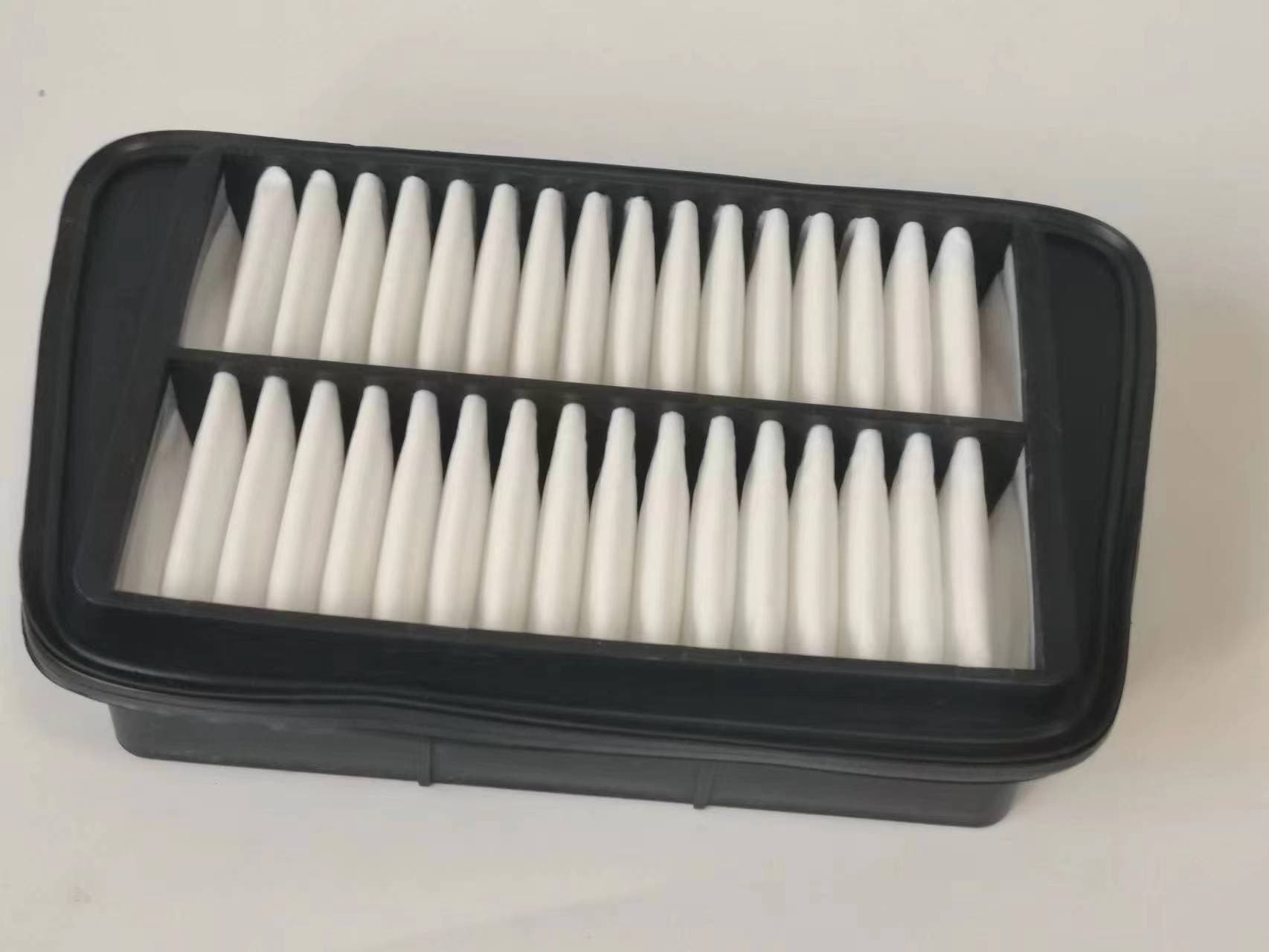 13780-68H00 1A0913Z40 is suitable for Suzuki and Mazda air filters. Factory direct.