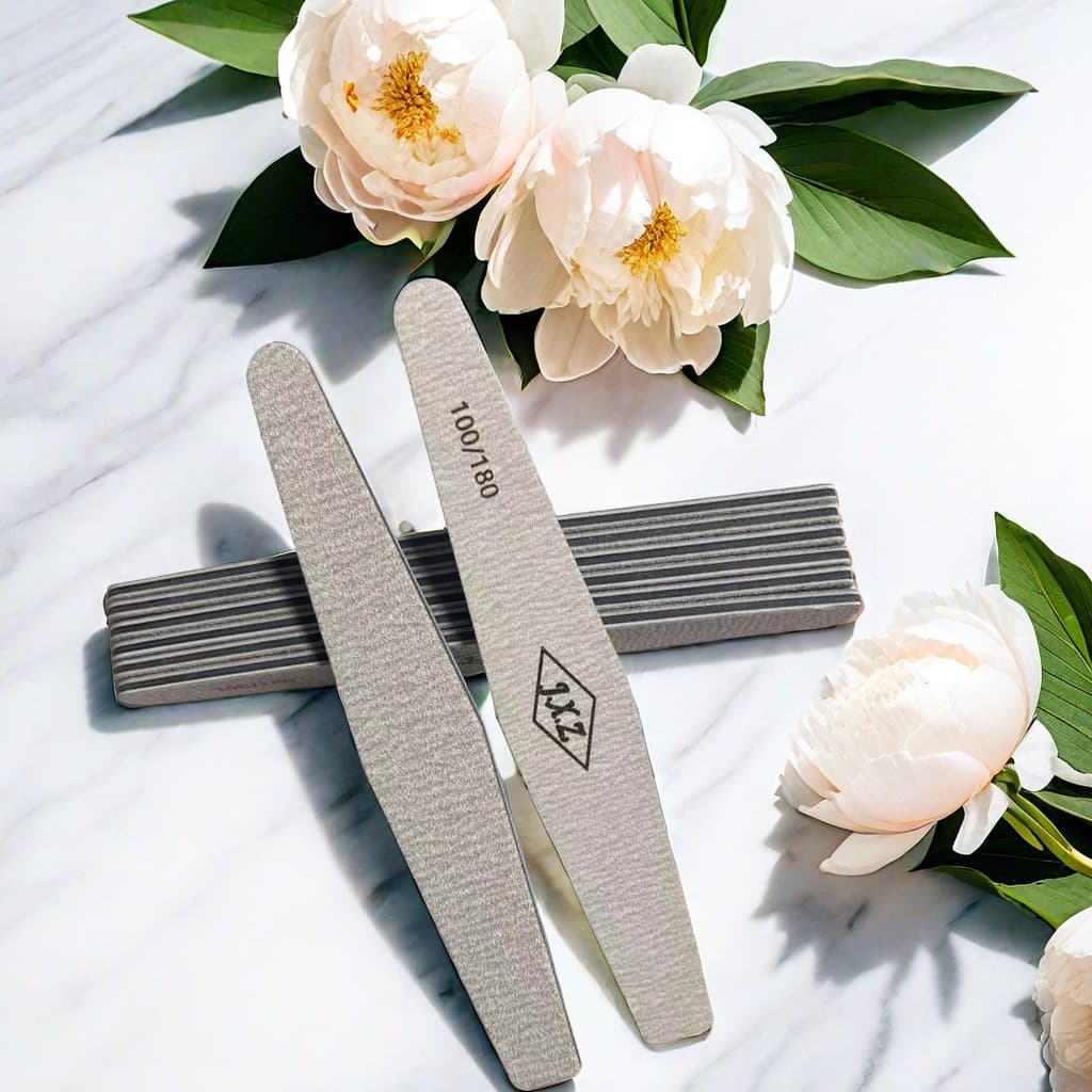 Manufacturer supplies manicure tools, sponge, water-washing strips, manicure strips, shaping and polishing strips, nail files, shaping files