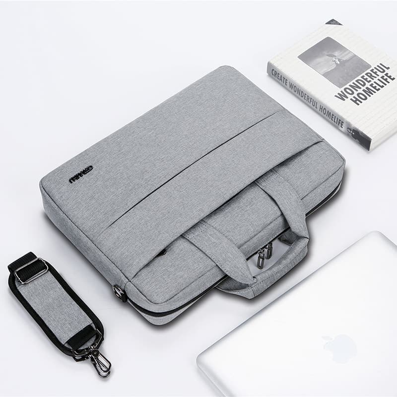 Langli offers wholesale in-stock laptop bags, including 13.3-inch, 14-inch (women's), 15.6-inch (men's), and 17.3-inch (inner sleeves).