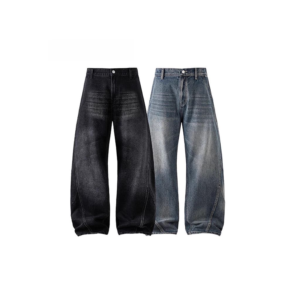 Japanese-style high-street trendy jeans, unisex, versatile design, slightly wide-leg flared trousers, plus size. Street style.