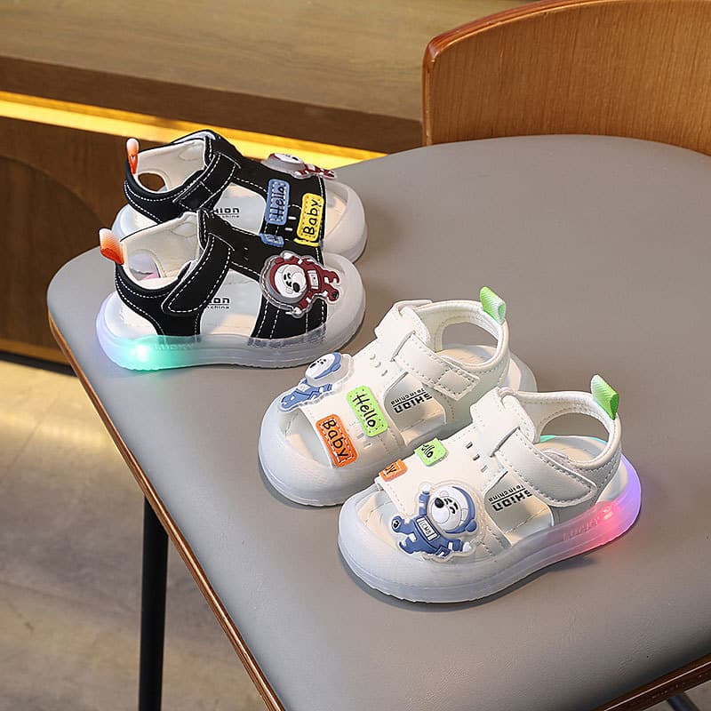 Summer Light-Up Baby Shoes for Boys, Toddler Closed-Toe Sandals, Soft Sole Infant Walking Shoes for 0-1 Year Old, Girls