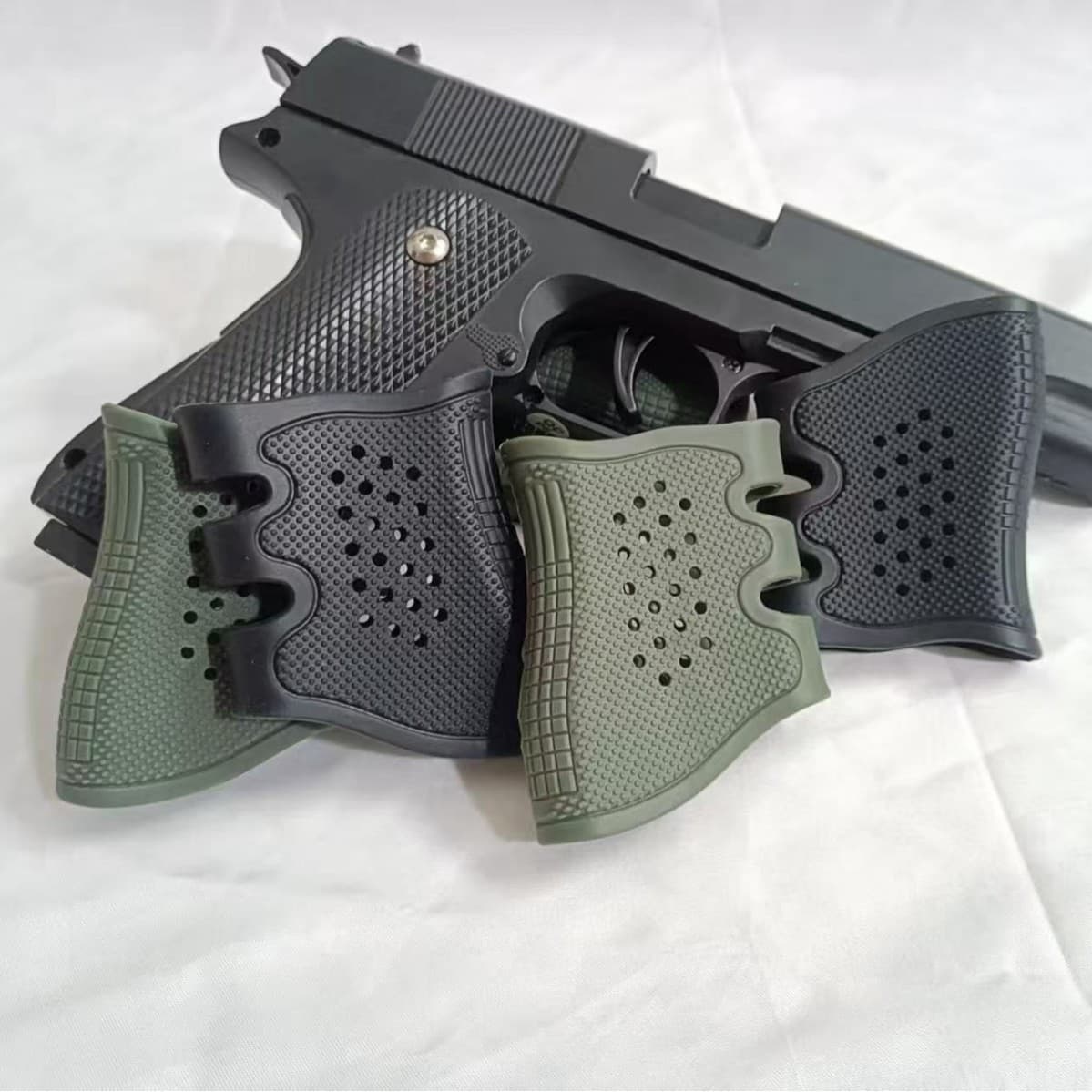 Tactical Quick-Draw Anti-Slip Sleeve, Rubber Grip Holster, Toy Gun Silicone Grip Holster