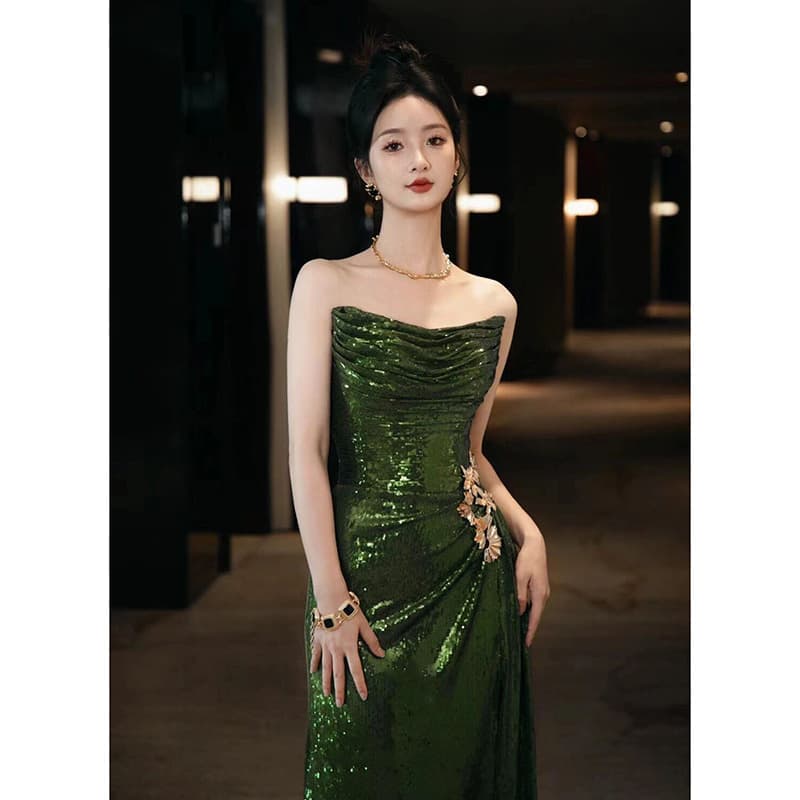 Evening dress tube top women 2026 new style annual meeting host light luxury niche high-end slim banquet fishtail skirt