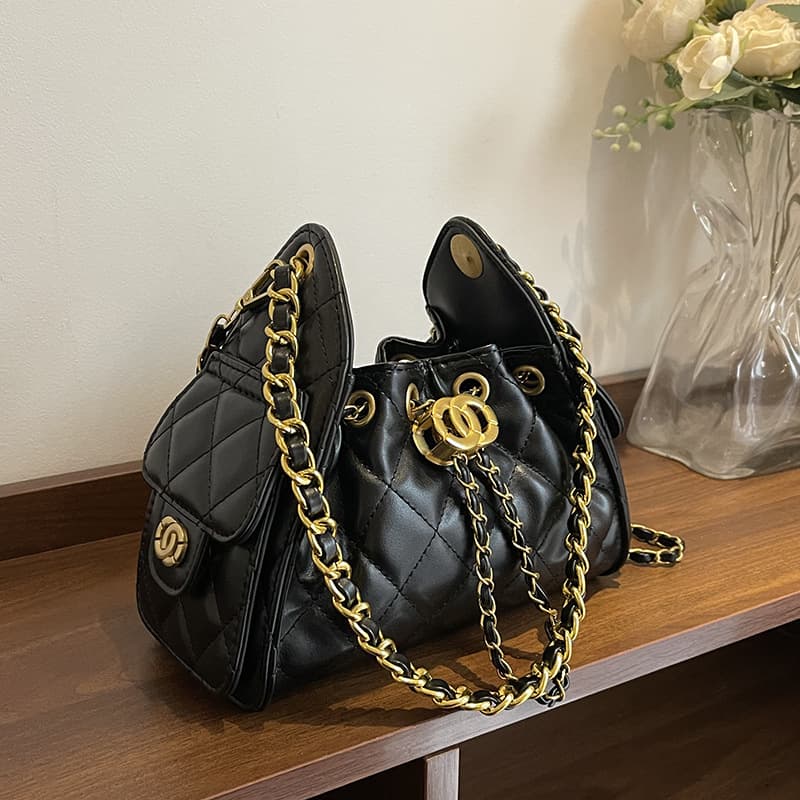Popular Chanel-Style Handbag for Women, Quilted Embroidered Shoulder Bag, Underarm Bucket Bag, Light Luxury Crossbody Chain Bag