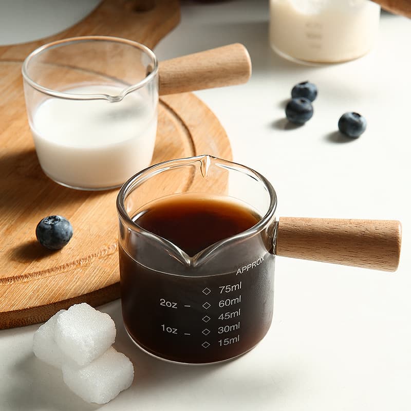 Small milk cup with wooden handle, glass milk jug, milk jug with handle and spout, milk cup, espresso milk jug, high borosilicate