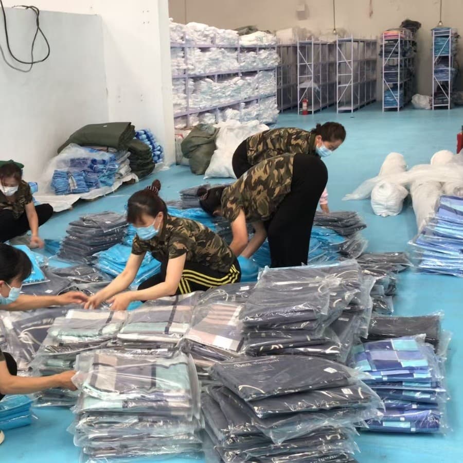 Tail stock clearance sale three-piece bedding set for student dormitory construction site pure cotton manufacturer wholesale bedding processing