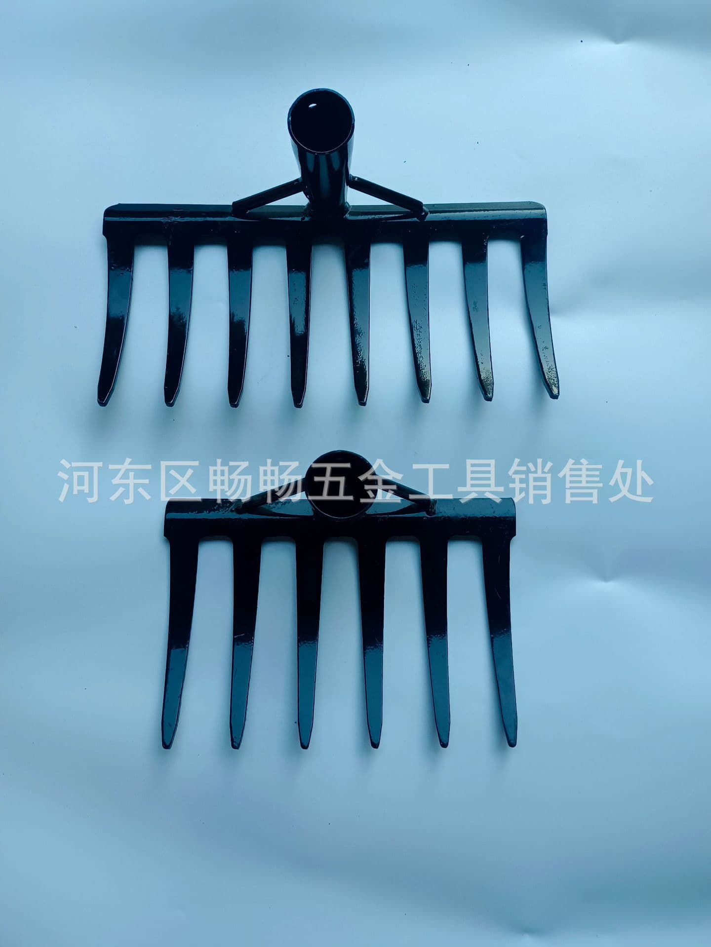 Farm Tool Plastic-Coated Six-Tine Rake, Eight-Tine Rake, Multi-Tine Rake, Soil Loosening Weeding Rake Head, Agricultural Tool, Convenient