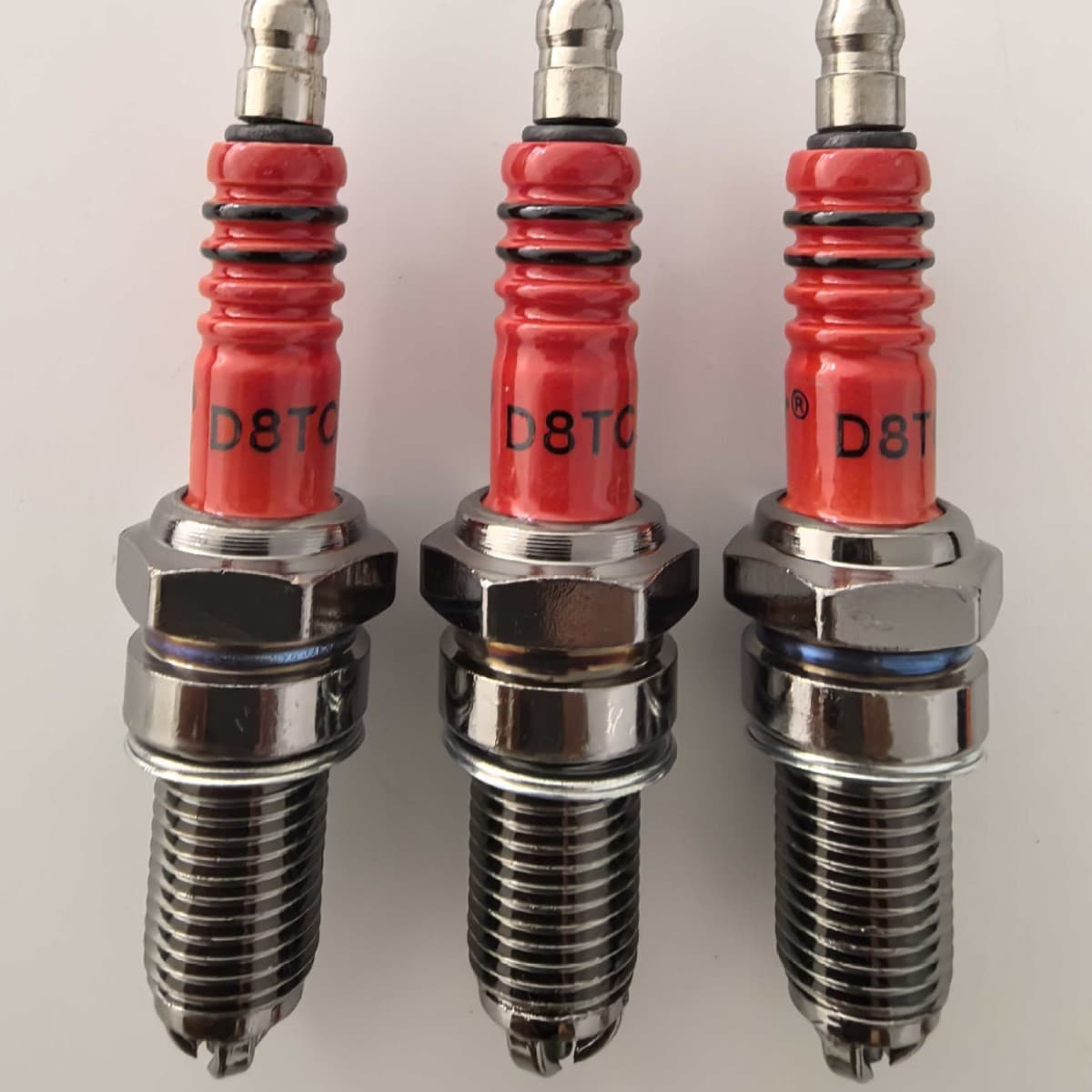 Select A7 Spark Plug GY6 Scooter Spark Plug A7TC Multi-Angle Ignition Modified Red Head 3-Prong 125 Spark Plug D