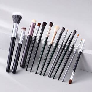 Professional Single Brush Blade Brush Eyeshadow Brush 270 Concealer Brush Sickle Nose Shadow Brush T22 Detail Brush Eyeshadow Stick