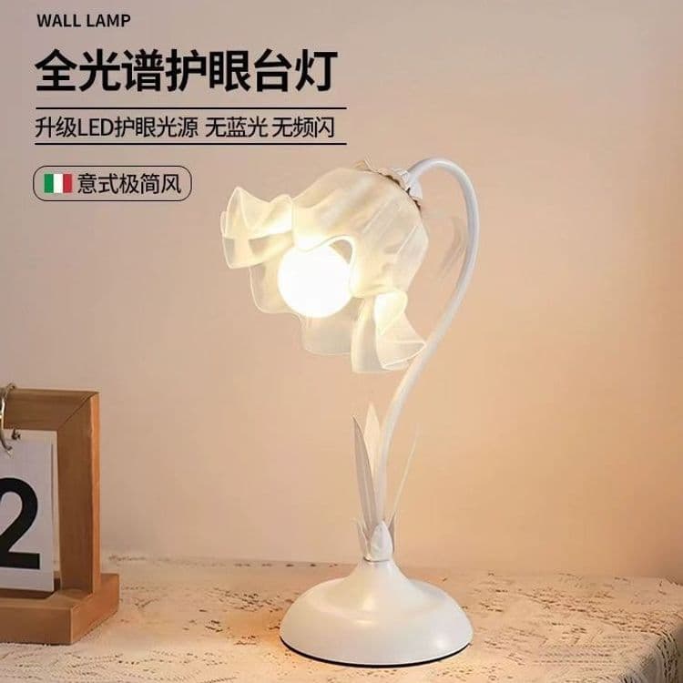Bedroom bedside table lamp, internet-famous ins-style, pastoral floral ambiance night light, student study eye-care desk lamp