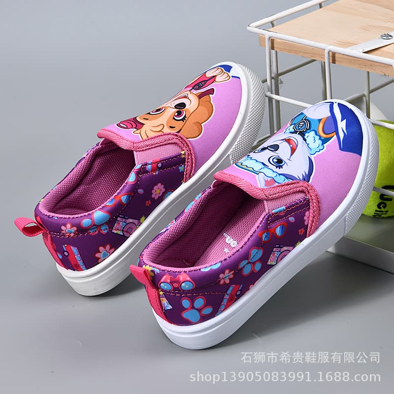 Children's Indoor Casual Slip-On Canvas Shoes, Lightweight and Anti-Slip, New White Shoes for Girls, Four-Season Wear