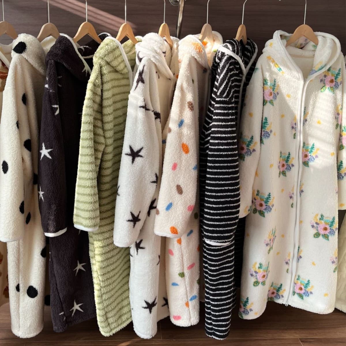 Autumn Winter Striped Polka Dot Floral Coral Fleece Pajamas Women Thick Warm Homewear Sleepwear Hooded Nightgown Bathrobe Cross-border