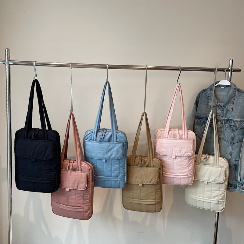 New Large Capacity Simple Commuting Lightweight Handbag Work Tablet Protection Bag Multi-compartment Women's Shoulder Bag