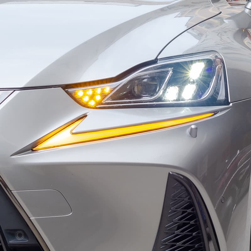 Suitable for 13-20 Models of Lexus Is Daytime Running Lights Modified with LED Flowing Turn Signals for Lexus Is300/250