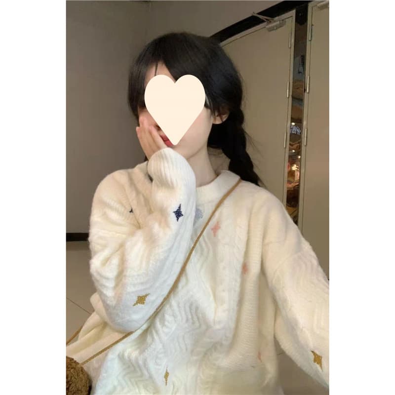 Fleece-lined, cute, soft, and cozy Japanese-style cable knit sweater for women, autumn and winter, relaxed style, loose pullover, thick knit top.